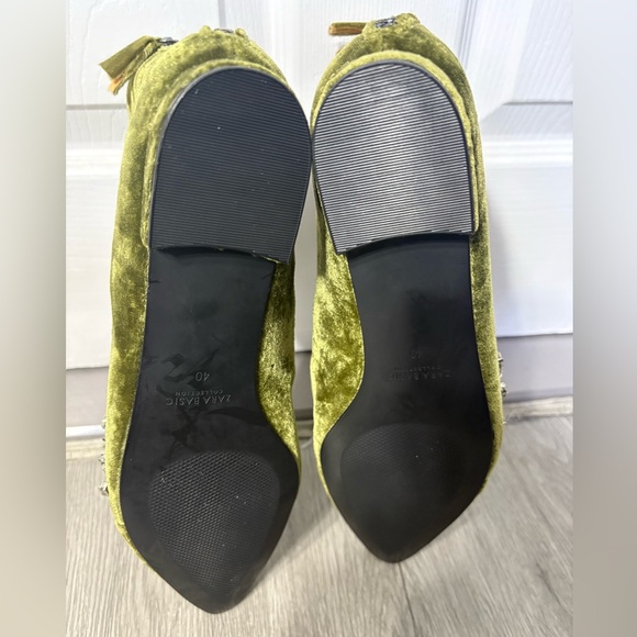 Zara Olive Velvet Ankle Boots with Crystal Detail - Picture 6 of 7